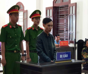 Bộ xương dưới gầm giường tố kẻ giết bạn chôn xác 7 năm