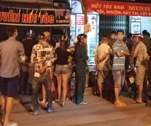 Đôi nam nữ người chết trên giường ngủ, người tử vong trong tư thế treo cổ ở phòng trọ