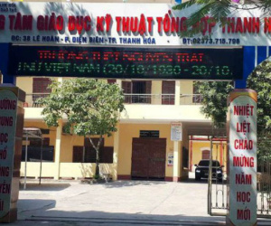 Thanh Hóa: Thu hồi quyết định đuổi học 7 học sinh vì xúc phạm thầy cô trên Facebook