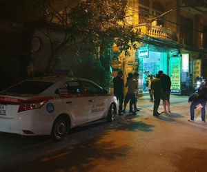Vợ tài xế taxi kể khoảnh khắc chồng bị xe Mazda chèn qua người