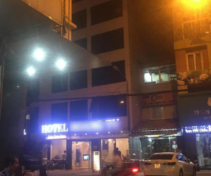 Điều tra tú bà môi giới gái bán dâm giá 2 triệu ở Hà Nội