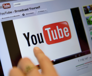 Kinh doanh lượt xem ảo trên YouTube tại Việt Nam
