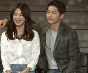 Sau 1 năm ngày cưới, bí mật chuyện tình của Song Joong Ki và Song Hye Kyo bất ngờ được tiết lộ