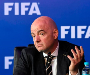 Báo Đức: UEFA lạm quyền, để PSG và Man City lộng hành