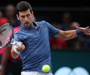 Djokovic gặp Federer ở bán kết Paris Masters