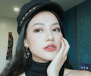 Thuần phục được mọi kiểu son, tân Hoa hậu Trái đất Phương Khánh quả cũng không tầm thường