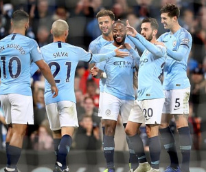 Hủy diệt Southampton 6-1, Man City giật lại ngôi đầu từ tay Liverpool