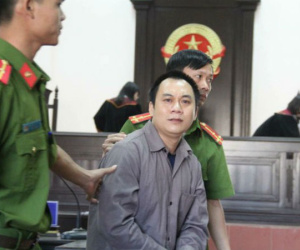 Tòa tối cao rút hồ sơ vụ lùi xe trên cao tốc để xem xét