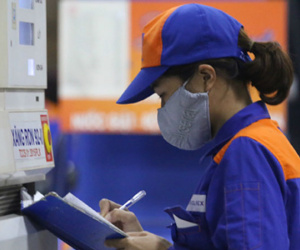 Giá xăng hôm nay có thể giảm mạnh