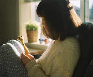 Lấy được chồng giàu lại còn tâm lý khiến bao người ngưỡng mộ và ghen tị, nhưng chẳng ai ngờ được tôi lại là một kẻ bất hạnh thế này