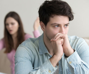 Nhẫn tâm gửi bức ảnh chụp vũng máu cho chồng, tôi đang phải gánh quả báo vì hành động bồng bột ấy