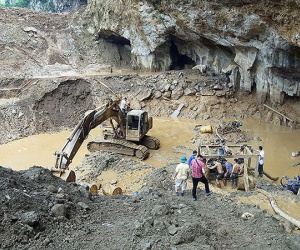 Hai phu vàng mắc kẹt trong hang ở Hòa Bình: Phần nghìn tia hy vọng
