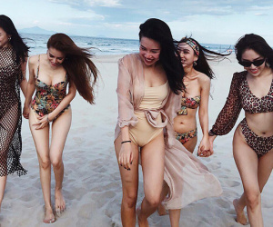 Hội bạn thân 10 năm rủ nhau diện bikini, khoe body nóng bỏng 'đốt' cả Instagram