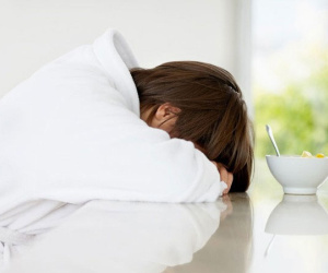 Làm vợ đại gia, mỗi đêm tôi đều chứng kiến cảnh tượng không thể tin nổi trong phòng ngủ, ra ngoài vẫn phải tươi cười