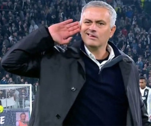 Mourinho: 'CĐV Juventus sỉ nhục gia đình tôi suốt 90 phút'