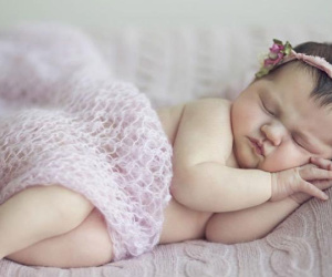 4 tư thế ngủ chứng tỏ trẻ sơ sinh thông minh, kiểu nằm nguy hiểm nhất lại IQ cao nhất