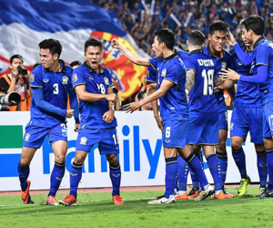 Adisak lập cú đúp hat-trick, Thái Lan quần nát Đông Timor