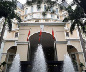 Bộ Tài chính: Cấm công chức gợi ý doanh nghiệp cho đi nước ngoài