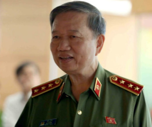 Bộ trưởng Tô Lâm và tướng Công an nói gì về đề xuất 'tù tại gia'?