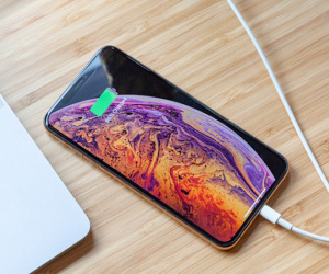 Cổng lightning trên iPhone sắp biến mất?