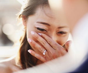 Phát hiện bọc tiền trong tủ, cứ nghĩ là chồng trúng xổ số nào ngờ khi biết sự thật tôi sốc đến phát sợ