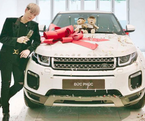 Đức Phúc gây bất ngờ khi tậu xế sang đắt tiền, 'hội chị em hoa dâm bụt' Hòa Minzy vào 'bóc phốt'