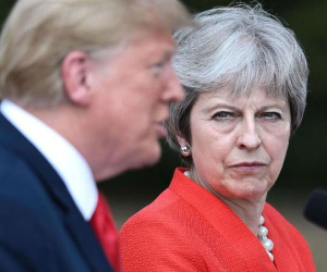 Hé lộ cuộc gọi khiến ông Trump nổi giận với Thủ tướng Anh
