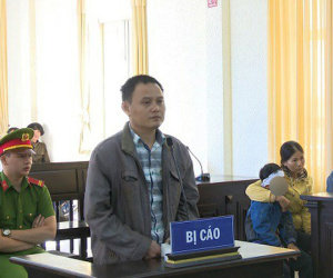 Sát hại vợ rồi uống rượu ngâm mã tiền tự tử nhưng bất thành