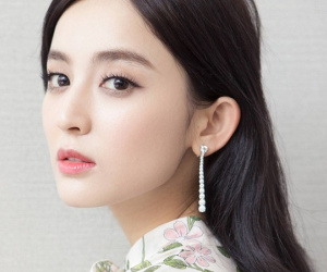 Người phụ nữ sở hữu 4 đặc điểm này sinh ra đã hơn người, số kiếp định sẵn phú quý, vượng phu, ích tử