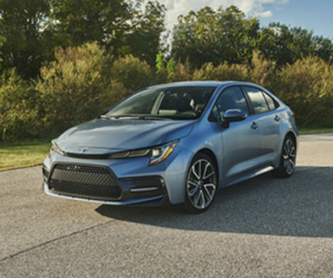 Toyota Corolla thế hệ mới trẻ hóa thiết kế