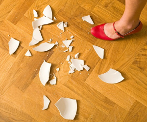 4 điềm báo hiệu gia đình sắp gặp tai họa và cách hóa giải