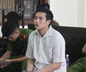 Nghệ An: Chém tử vong con gái 2 tuổi rồi tự sát do… vợ mời thầy cúng về làm vía