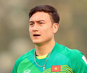 Người Myanmar e sợ thân hình ‘hộ pháp’ của Đặng Văn Lâm