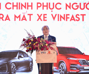 Thủ tướng: 'VinFast giúp Việt Nam vươn tầm quốc tế'