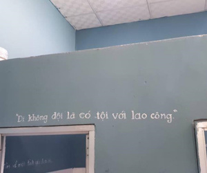 Chết cười với dòng chữ hướng dẫn người đi vệ sinh của quán cà phê: 'Đi không dội là có tội với lao công'