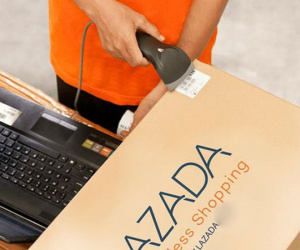 Lazada bị tố chiếm dụng vốn, coi thường khách hàng Việt