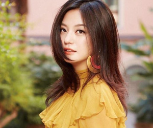 3 scandal ‘chấn động’ hủy hoại danh tiếng của Triệu Vy