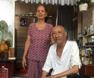 Nghệ sĩ Lê Bình: Dừng sự nghiệp, đón vợ trở về đoàn tụ, chuẩn bị cho tình huống xấu nhất