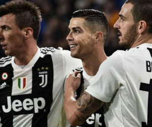 Ronaldo lập công, Juventus dẫn đội nhì bảng 9 điểm