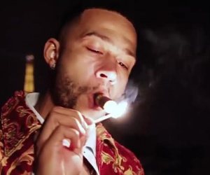 Depay hút xì gà, bắn ráp cực chất mừng cán mốc 5 triệu người theo dõi trên Instagram
