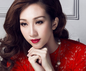 Lều Phương Anh nhắn nhủ người đàn ông thích mình: 'Em không dám trèo cao, bão thế này em trèo lên cao người ta bảo em dở hơi anh ạ'