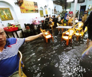 Bão qua nhưng người dân TP.HCM đừng vội mừng: Bệnh tay chân miệng, đau mắt đỏ, sốt xuất huyết đang chực chờ kéo đến