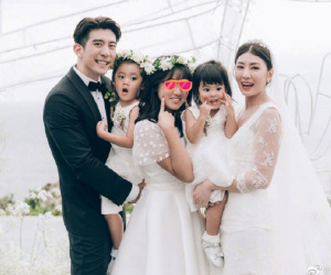 Giả Tịnh Văn: Nàng 'Triệu Mẫn' từ bỏ đại gia để nắm chặt tay chàng trai bình thường vào lễ đường hạnh phúc