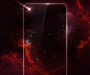 Huawei đua ra smartphone màn hình 'đục lỗ' với Samsung