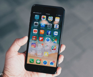 iPhone mới ế ẩm, máy cũ giảm mạnh dịp cuối năm