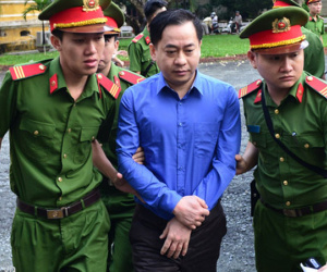Vũ 'nhôm' khai có 3 tên, 2 quốc tịch