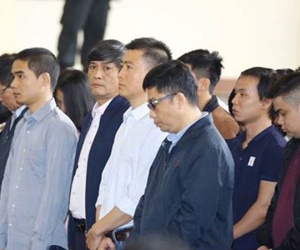 Vì sao các con bạc lao vào trò 'đỏ-đen' như thiêu thân?