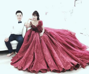 Cô dâu 62 tuổi hạnh phúc chóng mặt khi được chồng gọi là 'Công chúa Sao Mai' trong dịp trăng mật bù