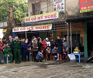 Hà Nội: Lửa thiêu rụi cửa hàng quần áo, nữ chủ nhân chết tức tưởi