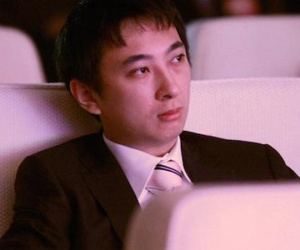 Vương Tư Thông: Thiếu gia cho chó đeo đồng hồ tiền tỷ, đùa giỡn vô số chân dài